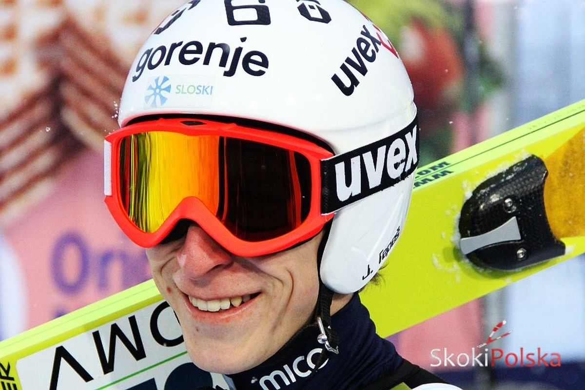 You are currently viewing Jurij Tepes testował narty do skoków narciarskich na wodzie (WIDEO)