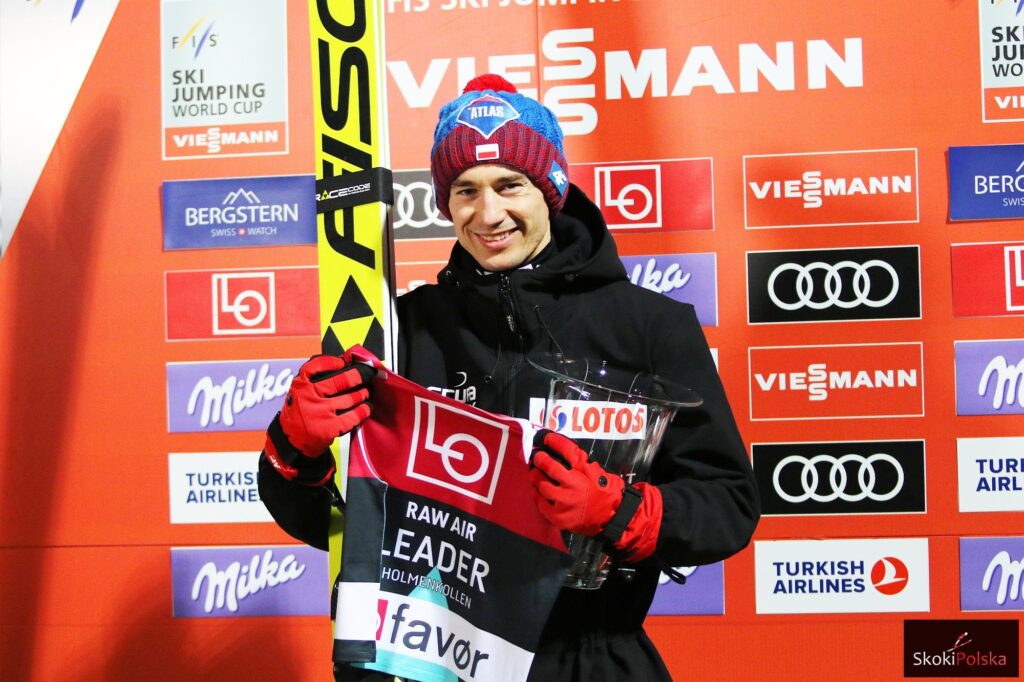 Read more about the article PŚ Oslo: Kamil Stoch wygrywa prolog Raw Air w Oslo!