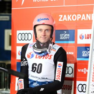 Read more about the article PŚ Zakopane: Dawid Kubacki wygrywa kwalifikacje!