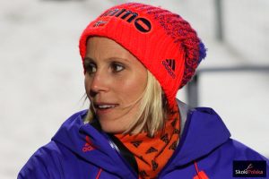Read more about the article Line Jahr o byciu trenerką skoków narciarskich: „Ludzie się dziwnie patrzyli i pytali „co ty robisz”?”