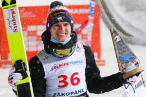 Read more about the article PK Lahti: Michael Hayböck wygrywa w niedzielę, Andrzej Stękała na podium!