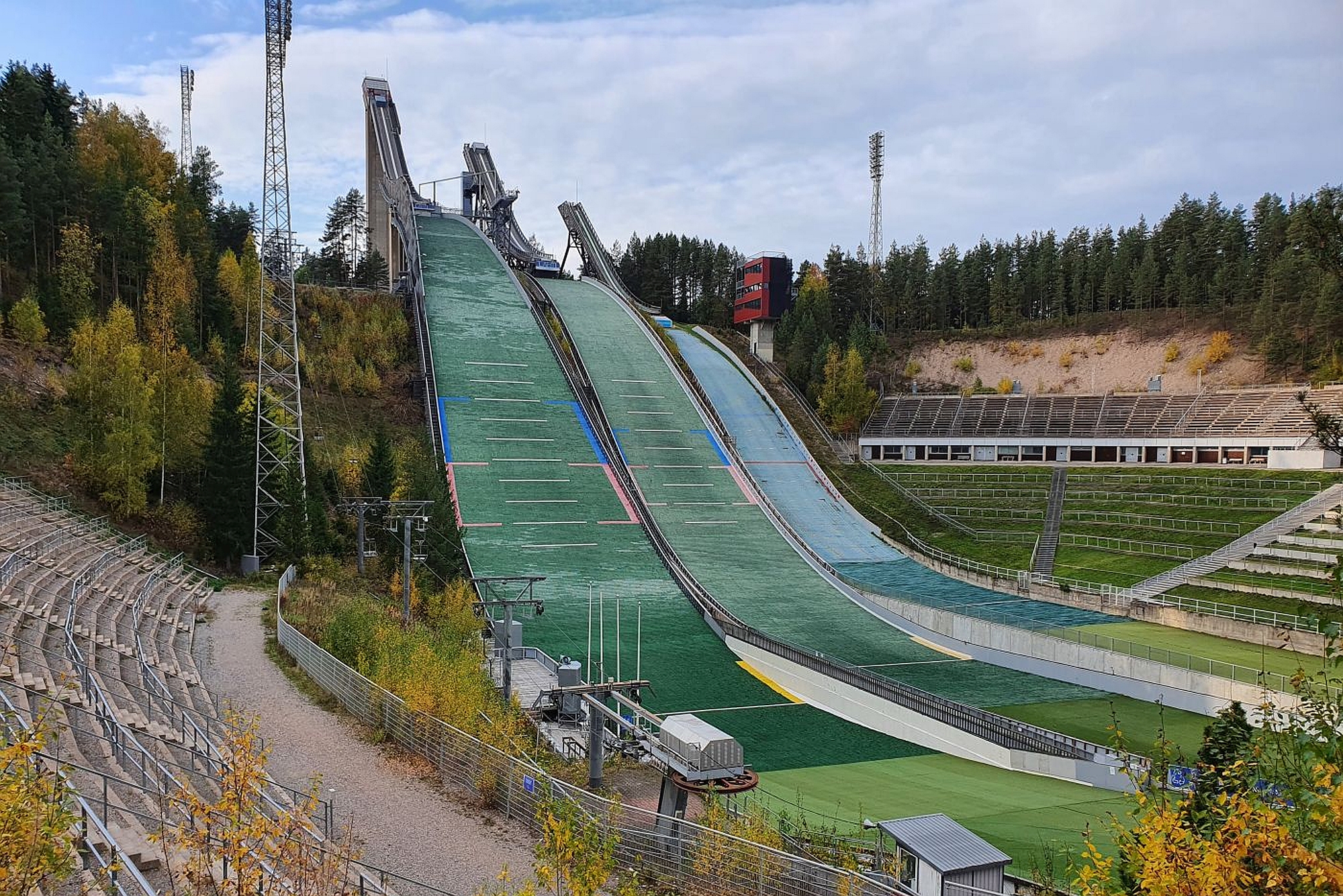 You are currently viewing FIS Cup Lahti: Tylko 27 skoczków powalczy na Salpausselce. Są Polacy (program, składy kadr)