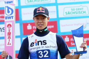 Read more about the article Sara Takanashi i Ryoyu Kobayashi najlepsi w mistrzostwach Japonii na normalnej skoczni