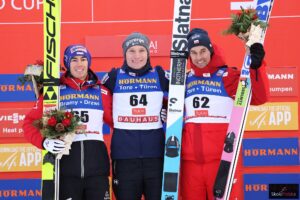 Read more about the article PŚ Ruka: Lanišek wygrywa z rekordem skoczni, Żyła na podium, Kubacki nadal liderem „generalki”!