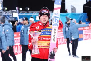 Read more about the article PŚ (TCS) Innsbruck: Dawid Kubacki wygrywa na Bergisel, Kamil Stoch piąty!
