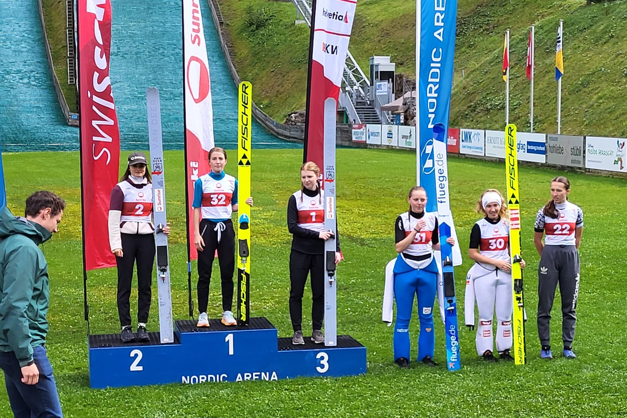 You are currently viewing Alpen Cup kobiet: 15-letnia Słowenka dwukrotnie najlepsza w Kanderstegu, dwie Szwajcarki na podium