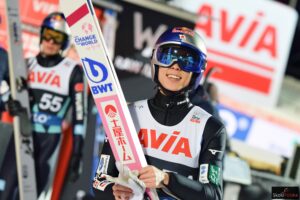 Read more about the article PŚ Sapporo: Ryoyu Kobayashi liderem konkursu, Aleksander Zniszczoł w czołowej dziesiątce